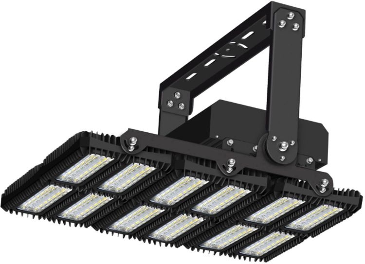 ISOLED LED Flutlicht 1.350W, 130x25° asymmetrisch, variabel, DALI dimmbar, warmweiß, IP66